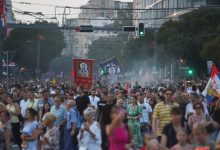 Београдска „Литија за спас Србије“ окупила 50-70 хиљада људи Београдска „Литија за спас Србије“ окупила 50-70 хиљада људи