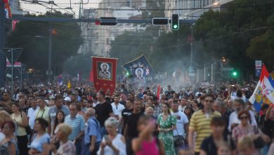 Београдска „Литија за спас Србије“ окупила 50-70 хиљада људи Београдска „Литија за спас Србије“ окупила 50-70 хиљада људи