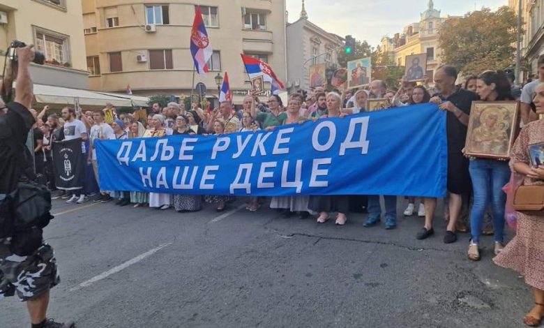 Одржана Литија против параде смртног греха - Владика Никанор се обратио народу! (видео) Одржана Литија против параде смртног греха - Владика Никанор се обратио народу! (видео)