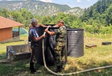 ДИГИТАЛНА СРБИЈА! Селима око Љубовије војска допрема пијаћу воду ДИГИТАЛНА СРБИЈА! Селима око Љубовије војска допрема пијаћу воду