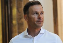 Колики ти је спољно-трговински дефицит у исто време, велики стручњаче? Колики ти је спољно-трговински дефицит у исто време, велики стручњаче?