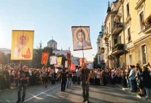 На Литији у Београду налази се огромна маса народа! (видео) На Литији у Београду налази се огромна маса народа! (видео)