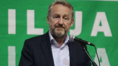 Оде вама и та трећина Живковићу... Оде вама и та трећина Живковићу...