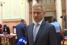 Овог шпијунског и издајничког злотвора још нисте ухапсили? Овог шпијунског и издајничког злотвора још нисте ухапсили?