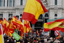 Масовни протести у Риму и Мадриду против НАТО и санкција Русији (видео) Масовни протести у Риму и Мадриду против НАТО и санкција Русији (видео)