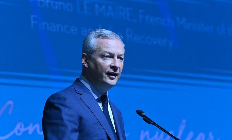 Париз оптужио САД да рат у Украјини користе за слабљење Европе и јачање своје доминације Париз оптужио САД да рат у Украјини користе за слабљење Европе и јачање своје доминације