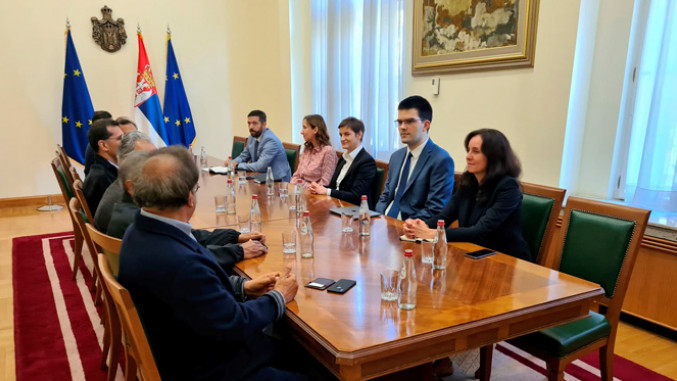 Најбоље да остатке дипломатије Брнабићка предаш у руке Гејтсу и Швабу! Најбоље да остатке дипломатије Брнабићка предаш у руке Гејтсу и Швабу!