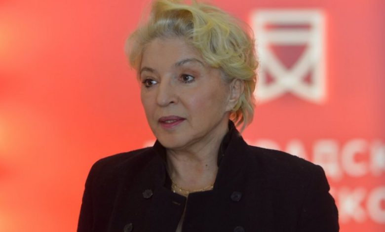 Мирјана Карановић претукла баку од 82 године и то из нехата?! Мирјана Карановић претукла баку од 82 године и то из нехата?!