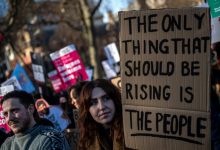 The Guardian: Британци досегли највећи пад животног стандарда у историји The Guardian: Британци досегли највећи пад животног стандарда у историји