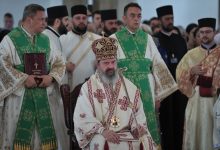 Ваљевска епархија у чељустима екумениста док верни народ "Не да измене свете литургије" Ваљевска епархија у чељустима екумениста док верни народ "Не да измене свете литургије"