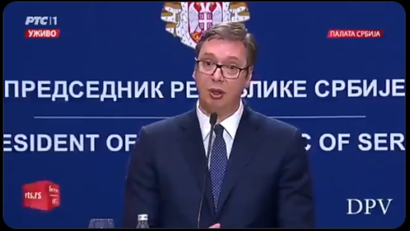 Хоће ли неко овог нашминканог злочинца одвести у затворску лудницу?! (видео) Хоће ли неко овог нашминканог злочинца одвести у затворску лудницу?! (видео)