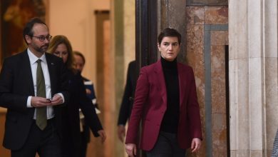 Срби у модерној историји већих ПОЛУИДИОТА на власти нису имали! Срби у модерној историји већих ПОЛУИДИОТА на власти нису имали!