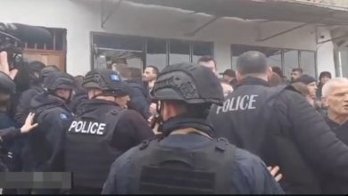 Шиптари отимају Србима вино у Хочи а Београд јајарски ћути! (видео) Шиптари отимају Србима вино у Хочи а Београд јајарски ћути! (видео)