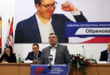 НАПРЕДНИ МОНСТРУМ! Грчић обљубио секретарицу (19) НАПРЕДНИ МОНСТРУМ! Грчић обљубио секретарицу (19)