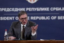 Балони неистина?! Ти више и не знаш шта трабуњаш будалетино издајничка! Балони неистина?! Ти више и не знаш шта трабуњаш будалетино издајничка!