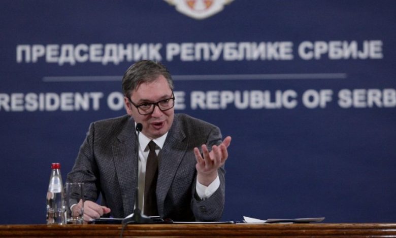 Балони неистина?! Ти више и не знаш шта трабуњаш будалетино издајничка! Балони неистина?! Ти више и не знаш шта трабуњаш будалетино издајничка!