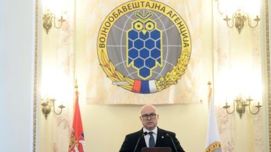 Земља вам се распада већ више од 30 година а стање вам редовно?! Земља вам се распада већ више од 30 година а стање вам редовно?!