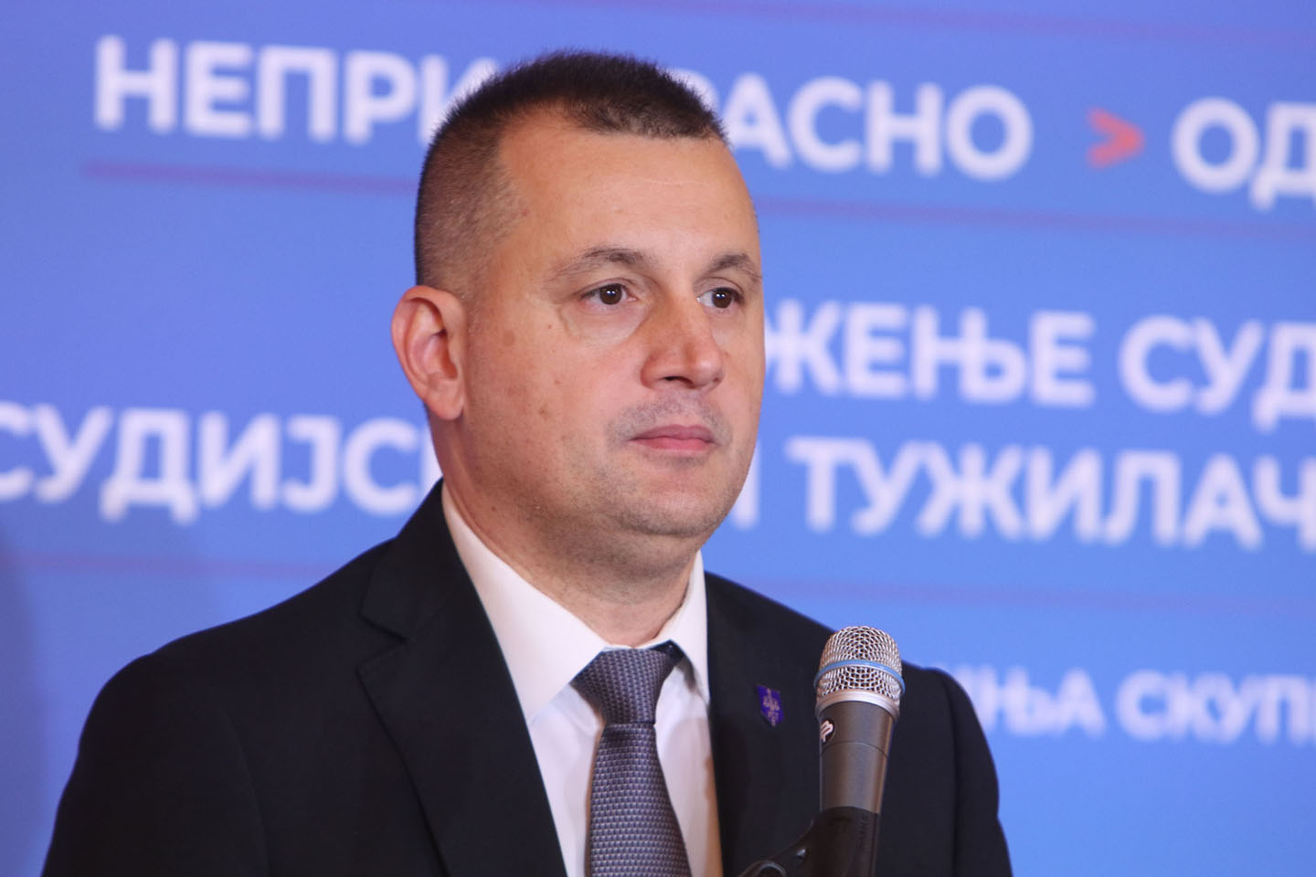 Алексић изнео оптужбе на рачун тужиоца Стефановића: Иде по граду с пола милонa евра кеша