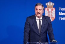 Овај НАРКОМАН унапређује трговинску сарадњу са шиптарима док нам отимају земљу и тероришу народ! Овај НАРКОМАН унапређује трговинску сарадњу са шиптарима док нам отимају земљу и тероришу народ!