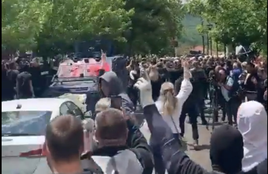 Овај народ нико и никада не може да победи! (видео) Овај народ нико и никада не може да победи! (видео)
