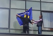 ИСТОРИЈА ВЕЛЕИЗДАЈЕ! Погледајте како је Вучић шиптарима предао Косовску Митровицу и читав север Космета (видео) ИСТОРИЈА ВЕЛЕИЗДАЈЕ! Погледајте како је Вучић шиптарима предао Косовску Митровицу и читав север Космета (видео)