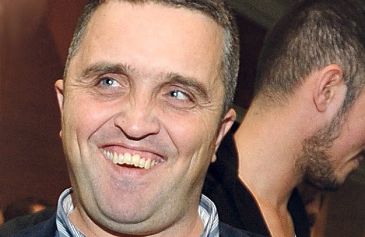 Вучићевић народу: Магарци! Пијана и дрогирана руљо (видео) Вучићевић народу: Магарци! Пијана и дрогирана руљо (видео)