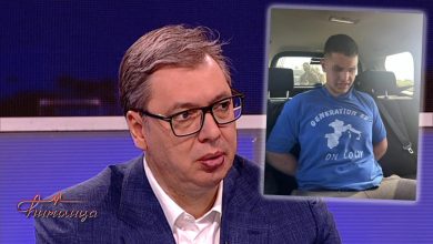 Шуврнути се ухватио Хитлера и нациста и само пржи... Шуврнути се ухватио Хитлера и нациста и само пржи...