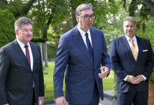 Томашевић: Лајчак и Ескобар управљају Вучићем и Србијом Томашевић: Лајчак и Ескобар управљају Вучићем и Србијом