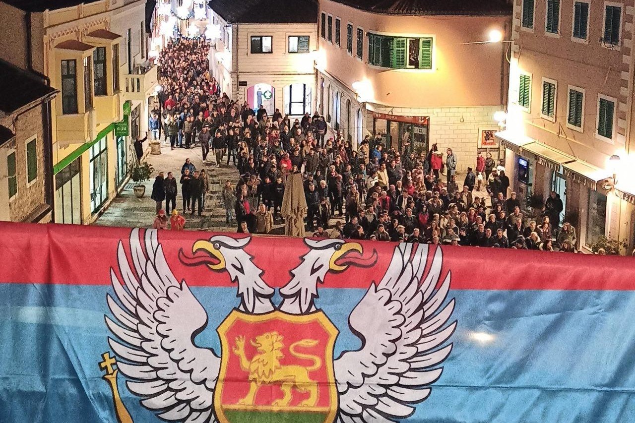 ПРЕЛИМИНАРНИ РЕЗУЛТАТИ: Српски језик већински у Црној Гори ПРЕЛИМИНАРНИ РЕЗУЛТАТИ: Српски језик већински у Црној Гори