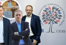 "Опозицији" коју финансирају странци ЗАБРАНИТИ учешће на изборима! "Опозицији" коју финансирају странци ЗАБРАНИТИ учешће на изборима!