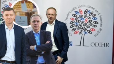 "Опозицији" коју финансирају странци ЗАБРАНИТИ учешће на изборима! "Опозицији" коју финансирају странци ЗАБРАНИТИ учешће на изборима!