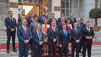 Србијо, не веруј Црној Гори Србијо, не веруј Црној Гори
