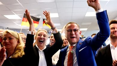 Ускоро и ванредни избори код Немаца, зелено-црвена коалиција одлази на сметлиште историје Ускоро и ванредни избори код Немаца, зелено-црвена коалиција одлази на сметлиште историје