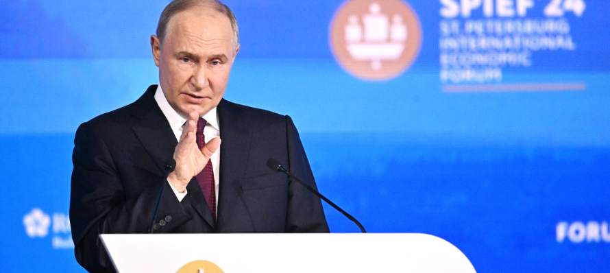 Путин: Унутар БРИКС ће постојати платни систем недодирљив за санкције и политичке притиске Путин: Унутар БРИКС ће постојати платни систем недодирљив за санкције и политичке притиске