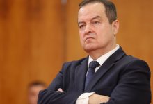 Знаш ли колико си прљавих пара опрао шиптарским фисовима преко некретнина?! Знаш ли колико си прљавих пара опрао шиптарским фисовима преко некретнина?!
