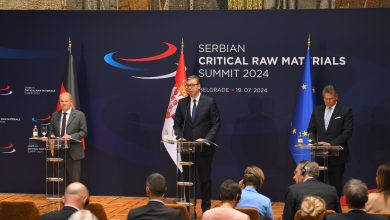 Овај ЗЛИКОВАЦ ће дефинитивно уништити Србију и Србе! Овај ЗЛИКОВАЦ ће дефинитивно уништити Србију и Србе!