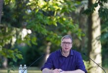 Водите овог болесног ЗЛИКОВЦА на клиничко лечење, преко му је потребно! Водите овог болесног ЗЛИКОВЦА на клиничко лечење, преко му је потребно!