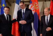 Вучић претворио Србију у логор којим управљају стране компаније и Ваши криминалци и тајкуни Вучић претворио Србију у логор којим управљају стране компаније и Ваши криминалци и тајкуни