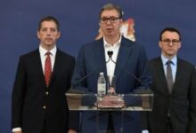 У наредна 72 сата ти ГАДЕ ЗЛОЧИНАЧКИ само да поднесеш НЕОПОЗИВУ ОСТАВКУ! У наредна 72 сата ти ГАДЕ ЗЛОЧИНАЧКИ само да поднесеш НЕОПОЗИВУ ОСТАВКУ!