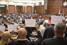 Владајућа већина у Скупштини Србије одбацила предлог закона којим би се забранило ископавање литијума Владајућа већина у Скупштини Србије одбацила предлог закона којим би се забранило ископавање литијума