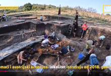 Србија: Археолози открили остатке праисторијске куће која датира пре око 8.100 година (видео) Србија: Археолози открили остатке праисторијске куће која датира пре око 8.100 година (видео)