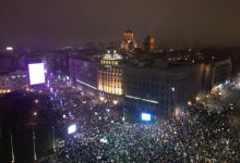 Србија на улици захтева смену терористичког режима и његову кривичну одговорност! (видео фото) Србија на улици захтева смену терористичког режима и његову кривичну одговорност! (видео фото)