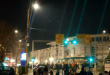 Трећа смена "Колубаре" блокирала Лазаревац због иживљавања напредних велеиздајника! (видео) Трећа смена "Колубаре" блокирала Лазаревац због иживљавања напредних велеиздајника! (видео)
