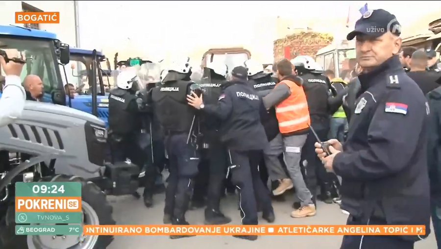 Богатић: Преторијанска гарда ЗЛИКОВЦА батина пољопривреднике! (видео) Богатић: Преторијанска гарда ЗЛИКОВЦА батина пољопривреднике! (видео)