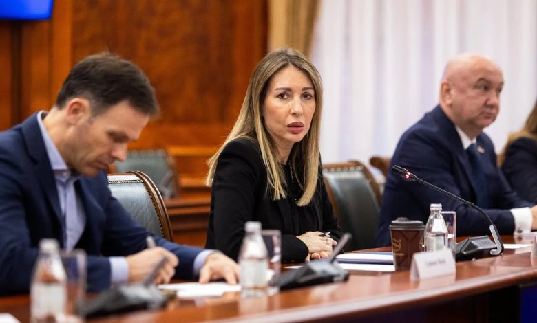 Блокирани рачуни Електродистрибуције Србије: Компанија у минусу од 59 милиона евра Блокирани рачуни Електродистрибуције Србије: Компанија у минусу од 59 милиона евра