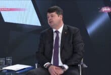 ВЕЛЕИЗДАЈНИК на ТВ довео војвођанског сеператисту да му одради медијску припрему ликвидације Републике Српске! ВЕЛЕИЗДАЈНИК на ТВ довео војвођанског сеператисту да му одради медијску припрему ликвидације Републике Српске!