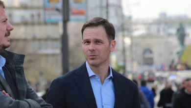 Школовање деце Синише Малог у приватној школи у Београду коштало је 235.000 евра – све је плаћено новцем из мистериозних офшор компанија Школовање деце Синише Малог у приватној школи у Београду коштало је 235.000 евра – све је плаћено новцем из мистериозних офшор компанија