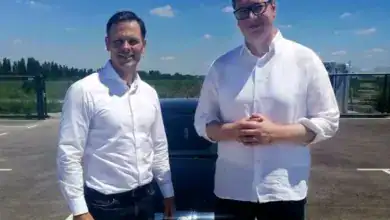 ЕКСПО је највећа шанса да оперете паре који сте покрали од народа и државе и онај који сте стекли продајом дроге и оружја! ЕКСПО је највећа шанса да оперете паре који сте покрали од народа и државе и онај који сте стекли продајом дроге и оружја!