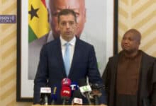 До краја године Вучић увози 100.000 црнаца из Гане у Србију и даје им дозволе за боравак и рад! До краја године Вучић увози 100.000 црнаца из Гане у Србију и даје им дозволе за боравак и рад!