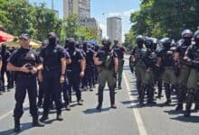 Ове три полицијске јединице су ударне песнице Вучићевог терора над грађанима Ове три полицијске јединице су ударне песнице Вучићевог терора над грађанима